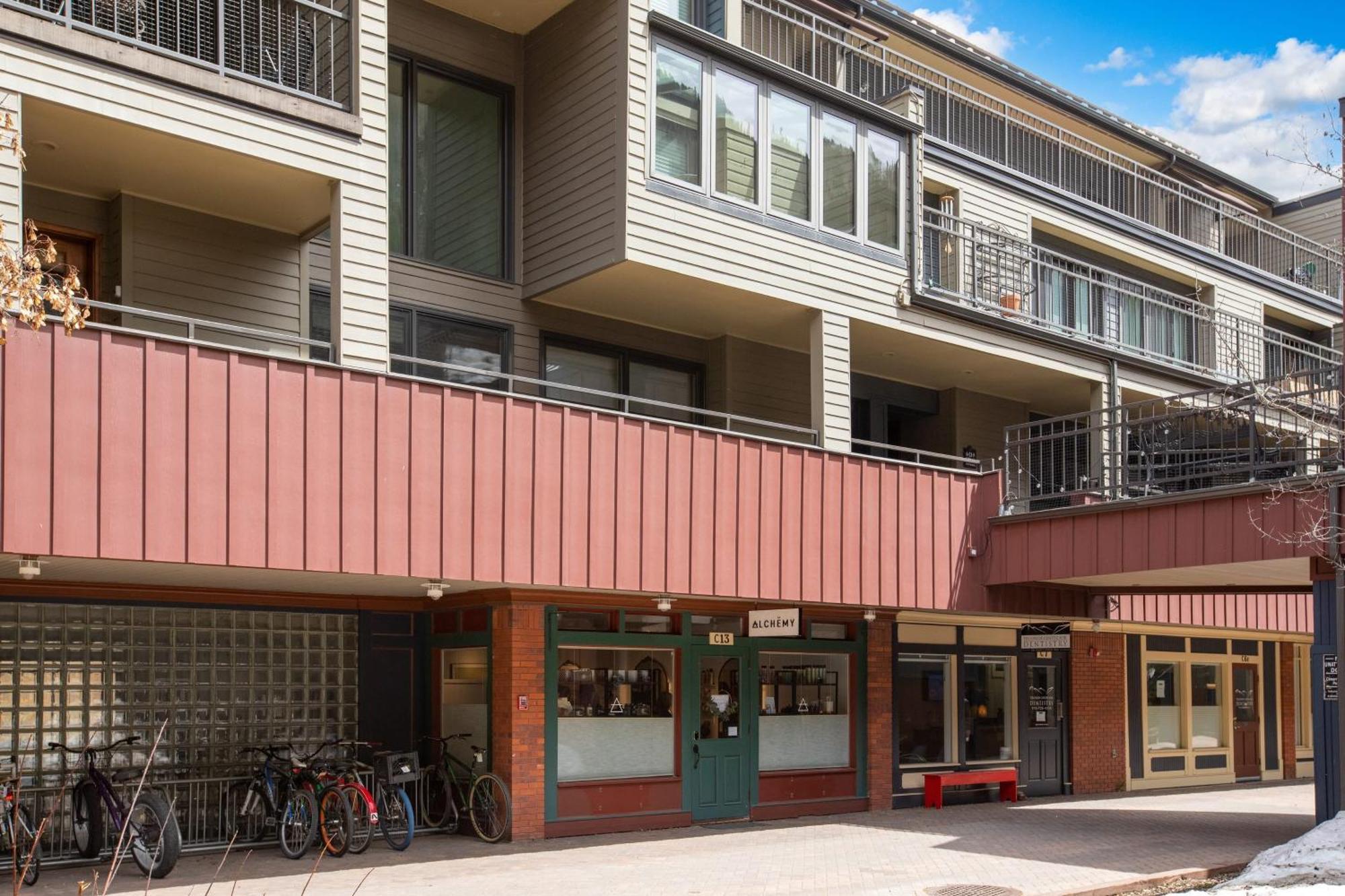 Cimarron Lodge 50 By Avantstay Ski-Inski-Out Property In Complex W Two Hot Tubs Telluride Exterior photo